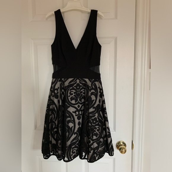 Ba Nites Black Evening Dress Size 2 - Picture 2 of 3